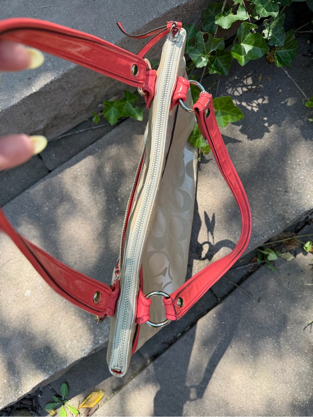 Coach Poppy Y2K Signature Glam Tote Taupe Beige Metallic Red Trim 2 Hangtags - Picture 13 of 13